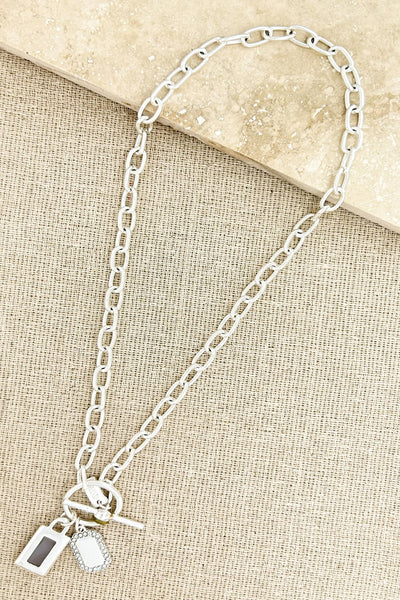 Envy Short Silver T-bar Charm Necklace – No1 George Street